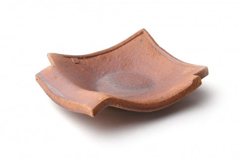 瓦皿 くぼみ 中